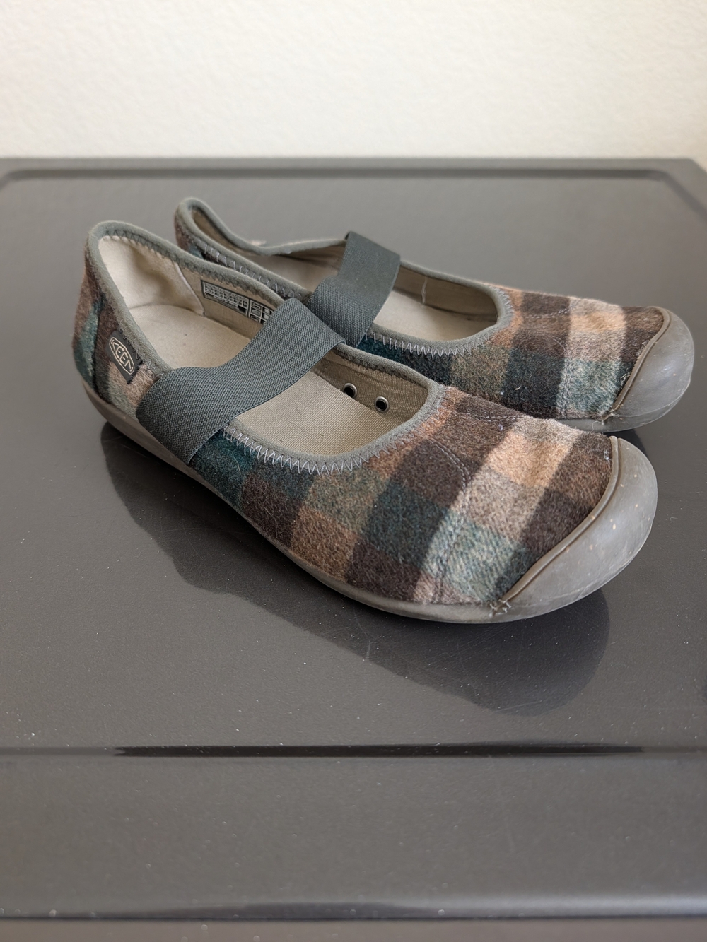 KEEN Sienna Plaid Women Mary Jane Slip On Shoe US 10 EU 40.5 Green Tan Wool